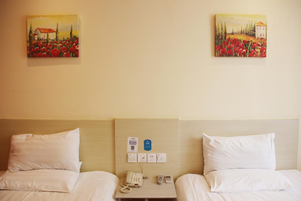 Gold Mine Express Hotel Nanning Rum bild