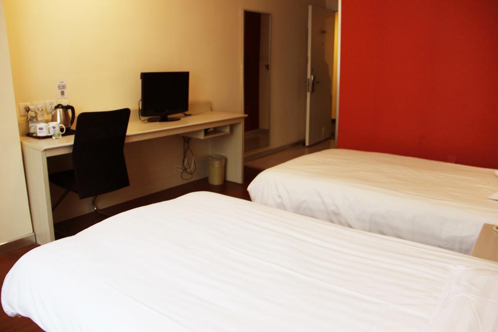 Gold Mine Express Hotel Nanning Rum bild